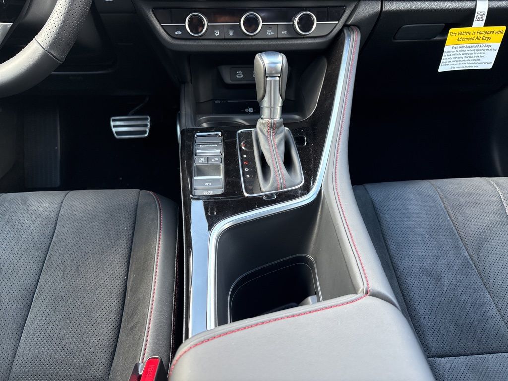 Thumbnail: 2025 Acura ADX - 15