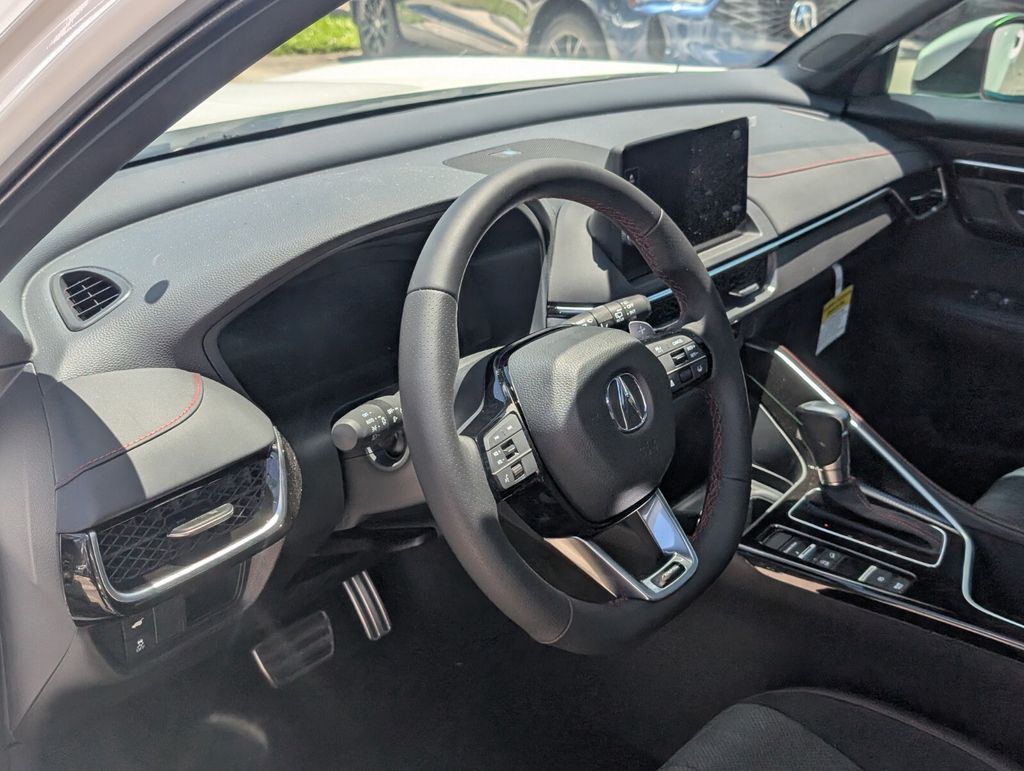 Thumbnail: 2025 Acura ADX - 2