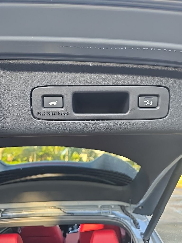 Thumbnail: 2025 Acura ADX - 22