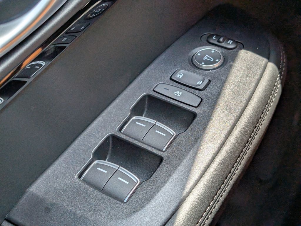 Thumbnail: 2025 Acura ADX - 23