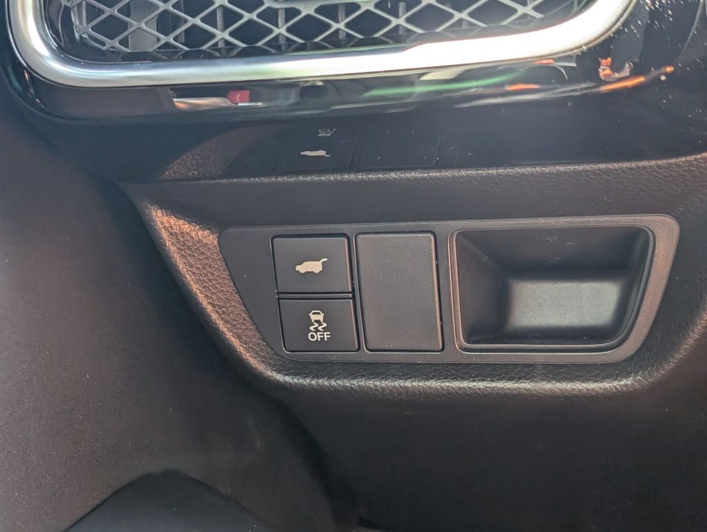 Thumbnail: 2025 Acura ADX - 26