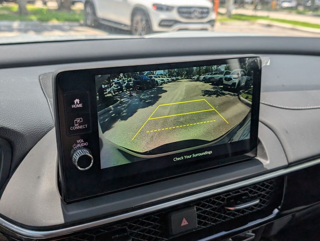 Thumbnail: 2025 Acura ADX - 21