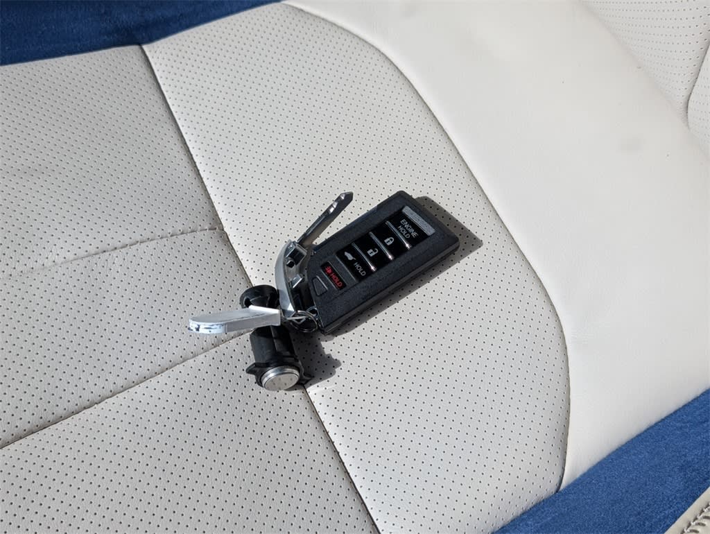 Thumbnail: 2025 Acura ADX - 13