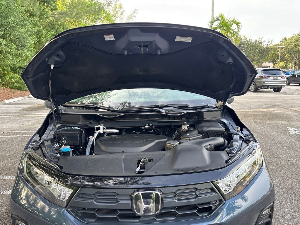 Thumbnail: 2025 Honda Odyssey - 8