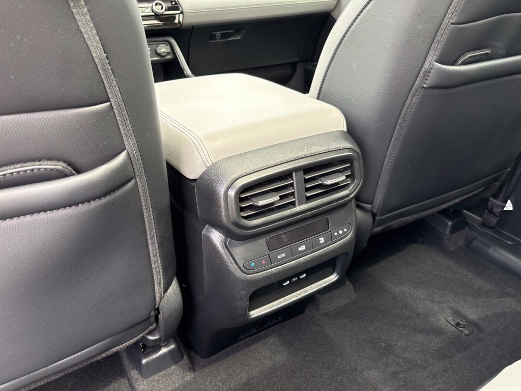 Thumbnail: 2025 Honda Pilot - 30