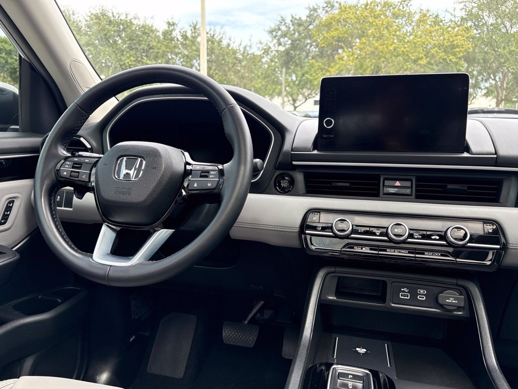 Thumbnail: 2025 Honda Pilot - 13