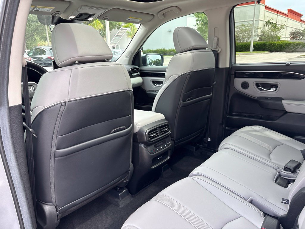 Thumbnail: 2025 Honda Pilot - 27