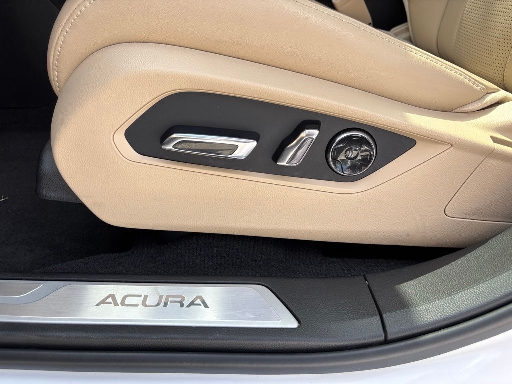 Thumbnail: 2023 Acura RDX - 23
