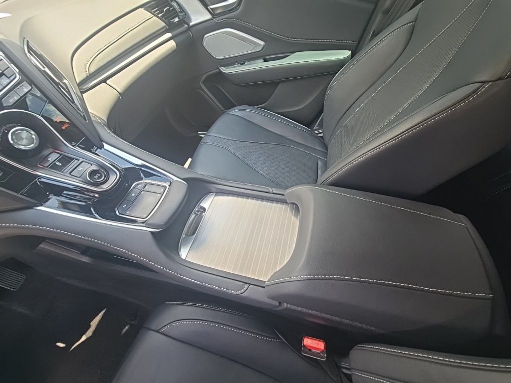 Thumbnail: 2023 Acura RDX - 31