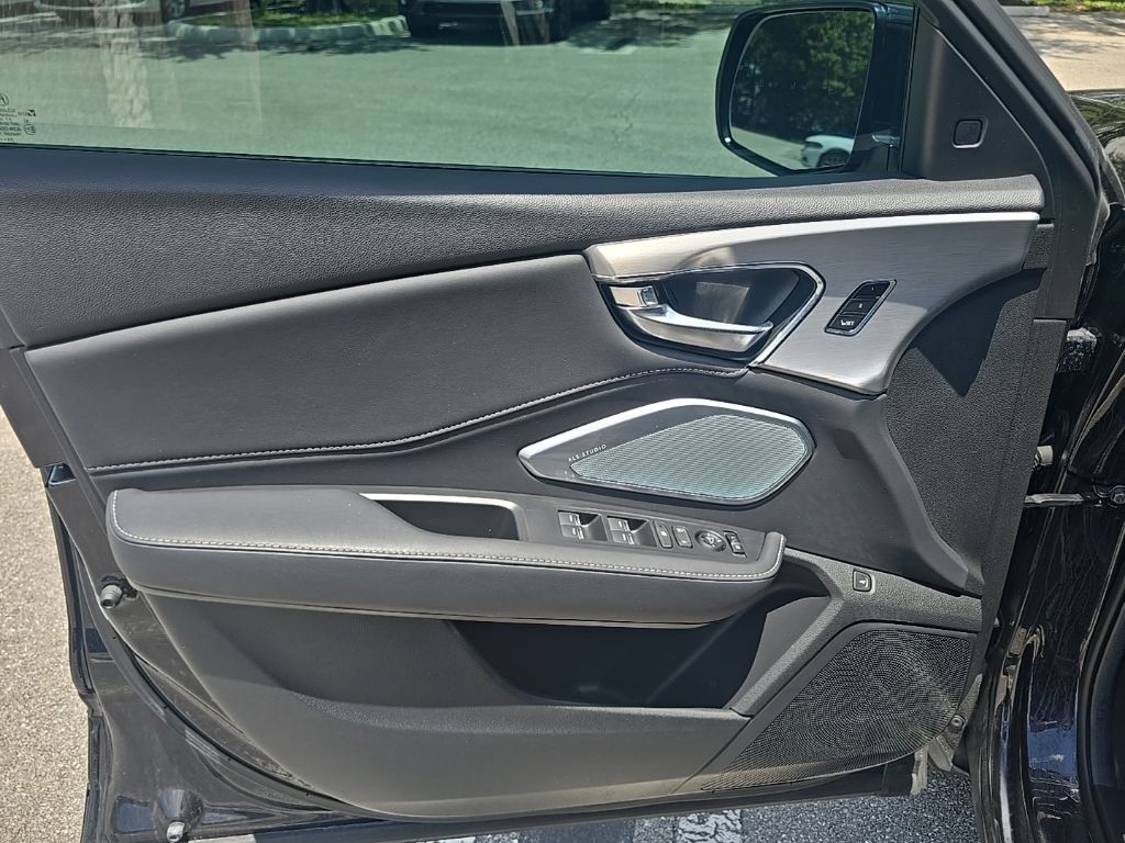 Thumbnail: 2023 Acura RDX - 25