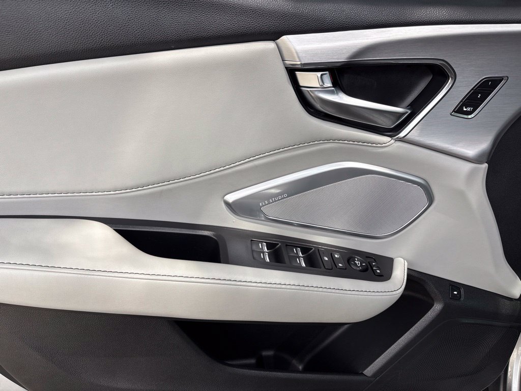 Thumbnail: 2023 Acura RDX - 25