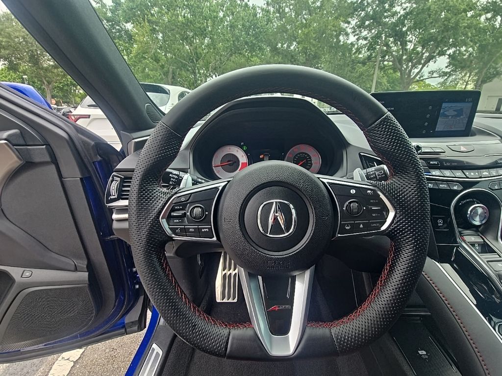 Thumbnail: 2023 Acura RDX - 2