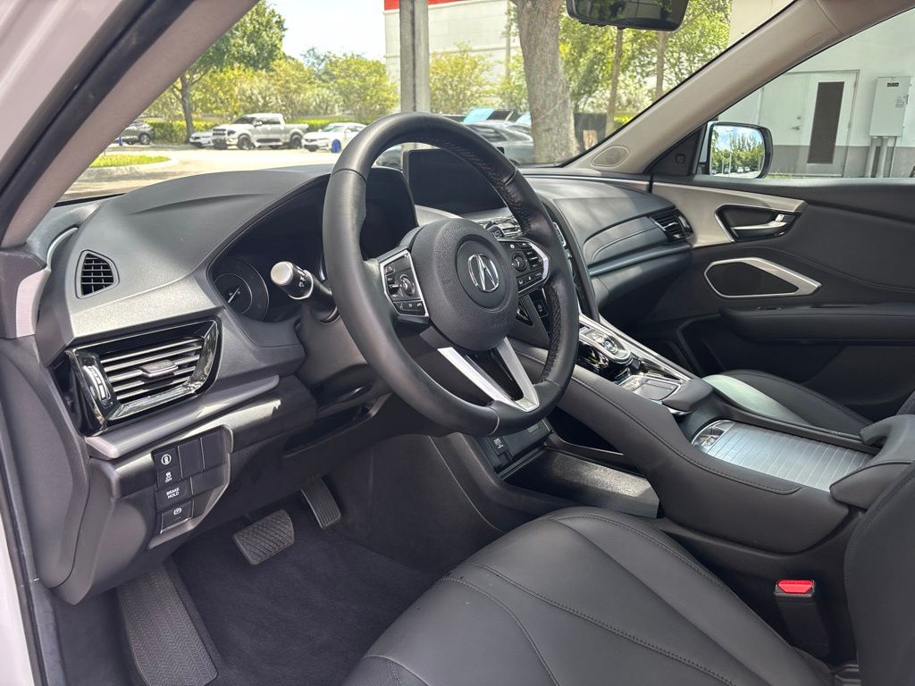 Thumbnail: 2024 Acura RDX - 9