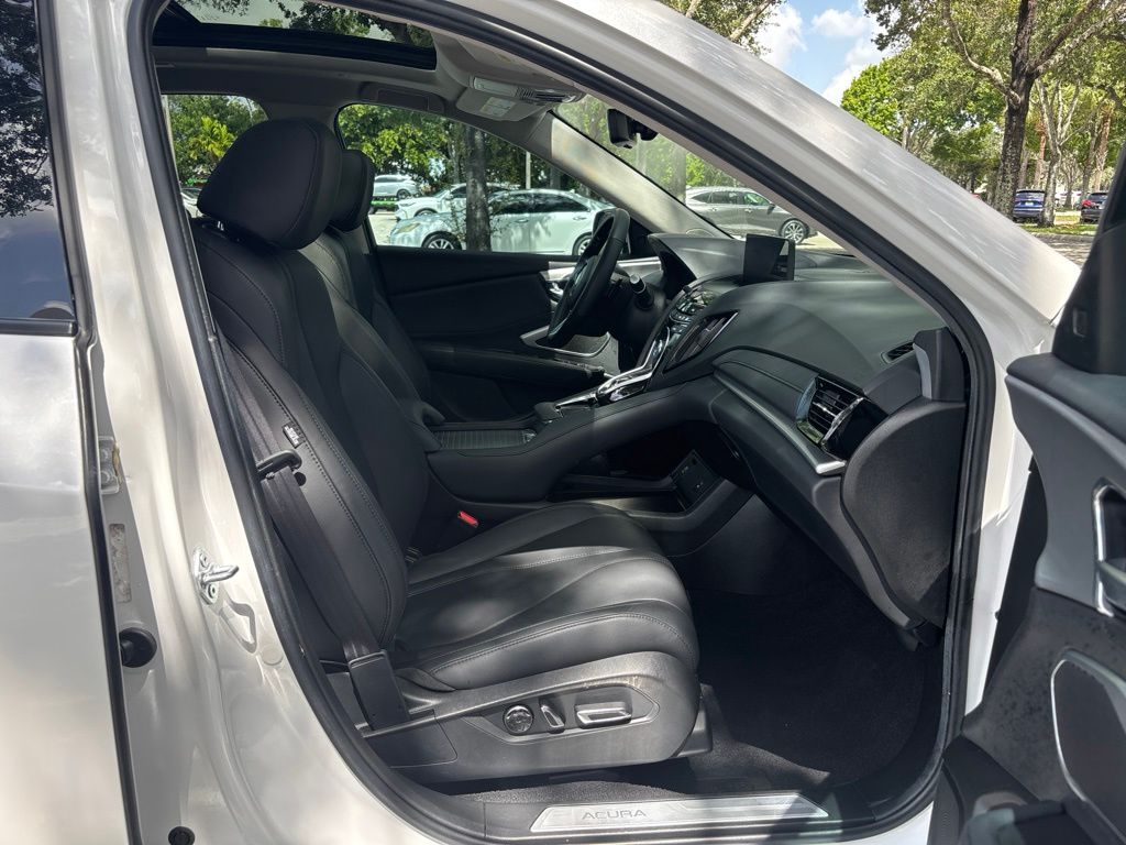 Thumbnail: 2024 Acura RDX - 23