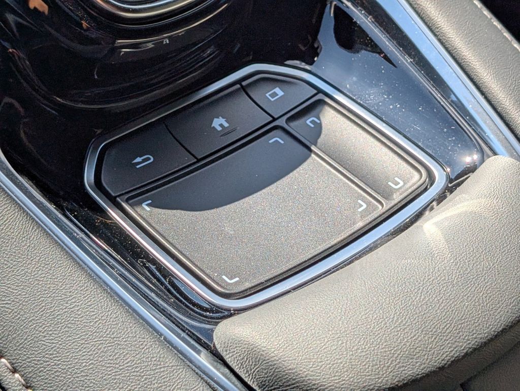 Thumbnail: 2025 Acura RDX - 14