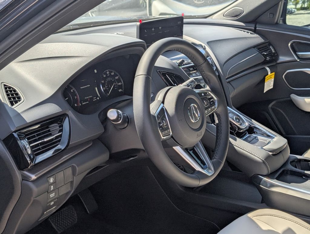 Thumbnail: 2025 Acura RDX - 2