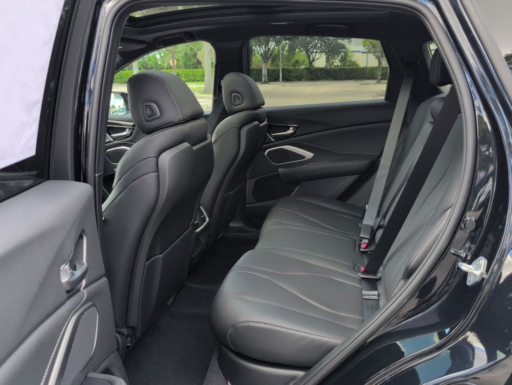 Thumbnail: 2025 Acura RDX - 11