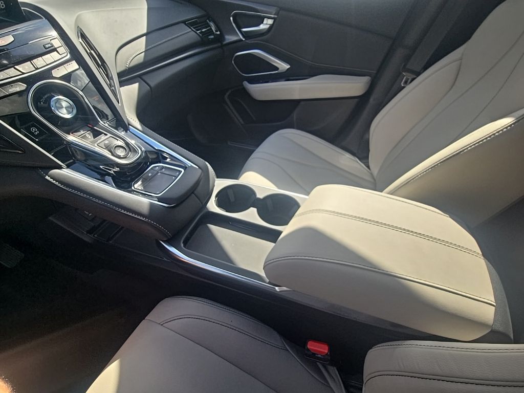 Thumbnail: 2026 Acura RDX - 10