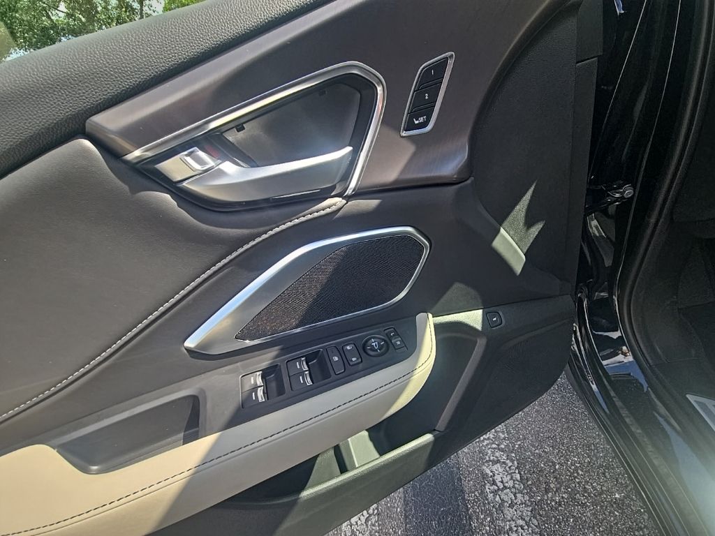 Thumbnail: 2026 Acura RDX - 24