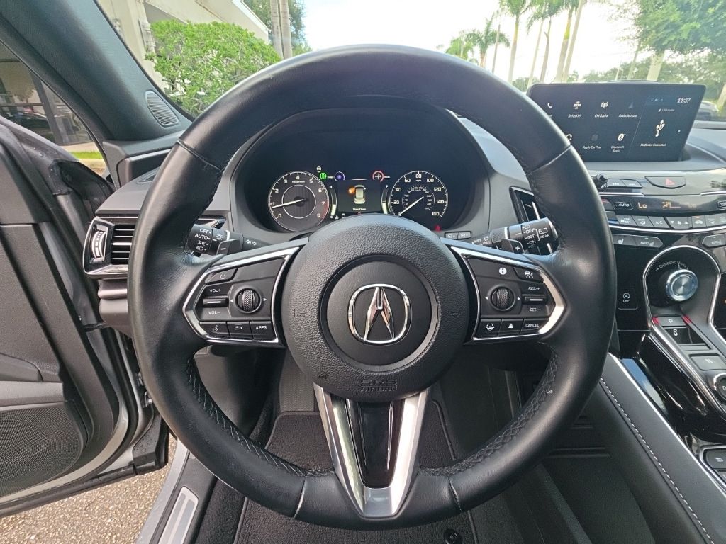 Thumbnail: 2025 Acura RDX - 10