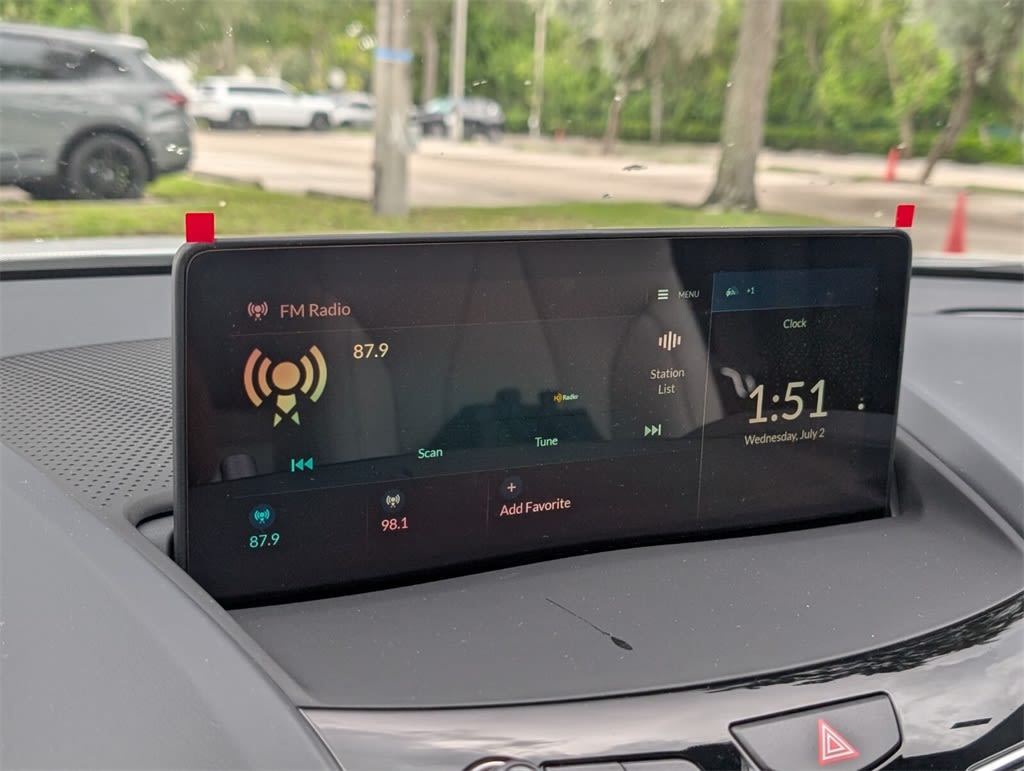 Thumbnail: 2025 Acura RDX - 25