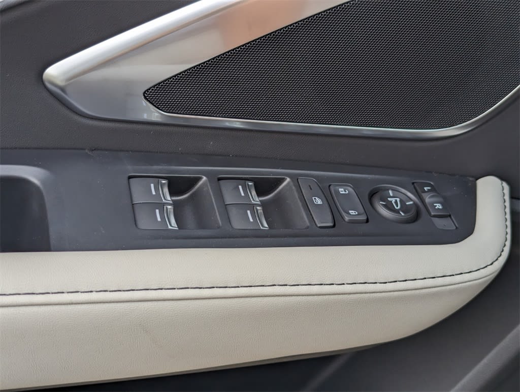 Thumbnail: 2025 Acura RDX - 24