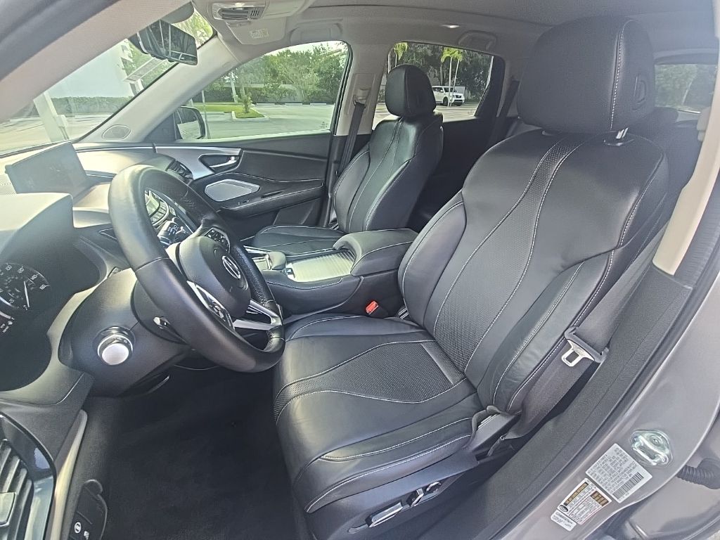 Thumbnail: 2024 Acura RDX - 10