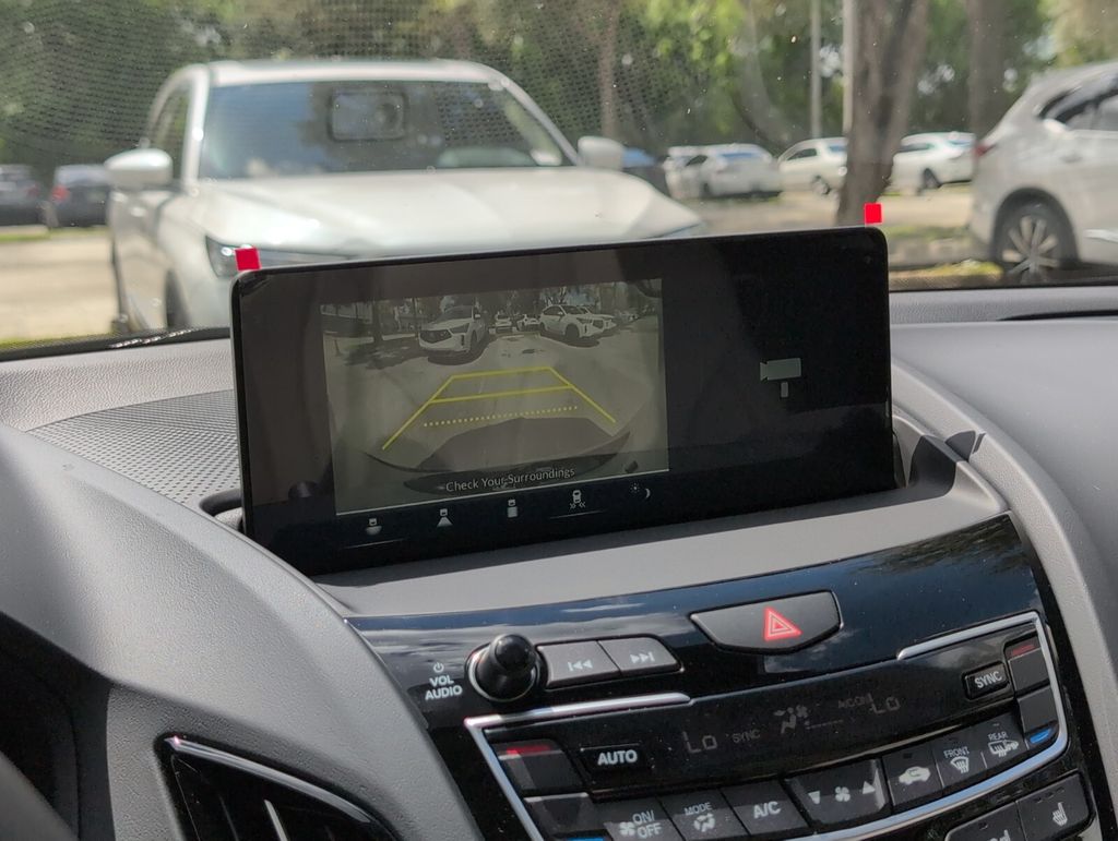 Thumbnail: 2025 Acura RDX - 12