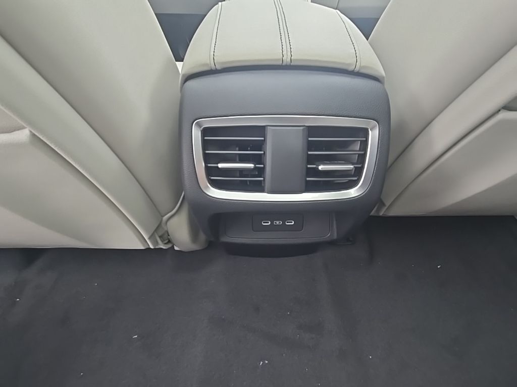 Thumbnail: 2026 Acura RDX - 27