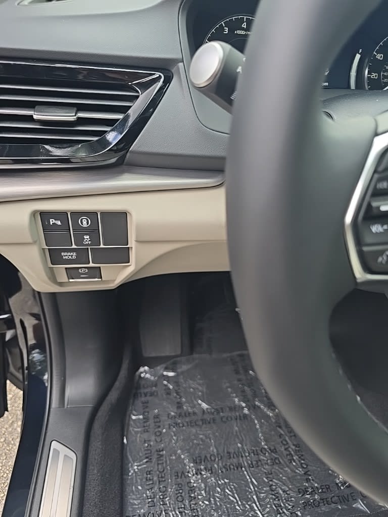 Thumbnail: 2025 Acura RDX - 21