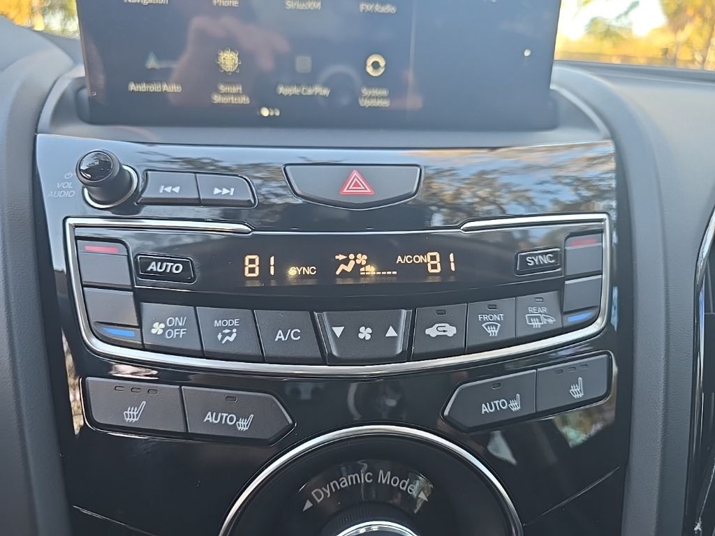 Thumbnail: 2025 Acura RDX - 25