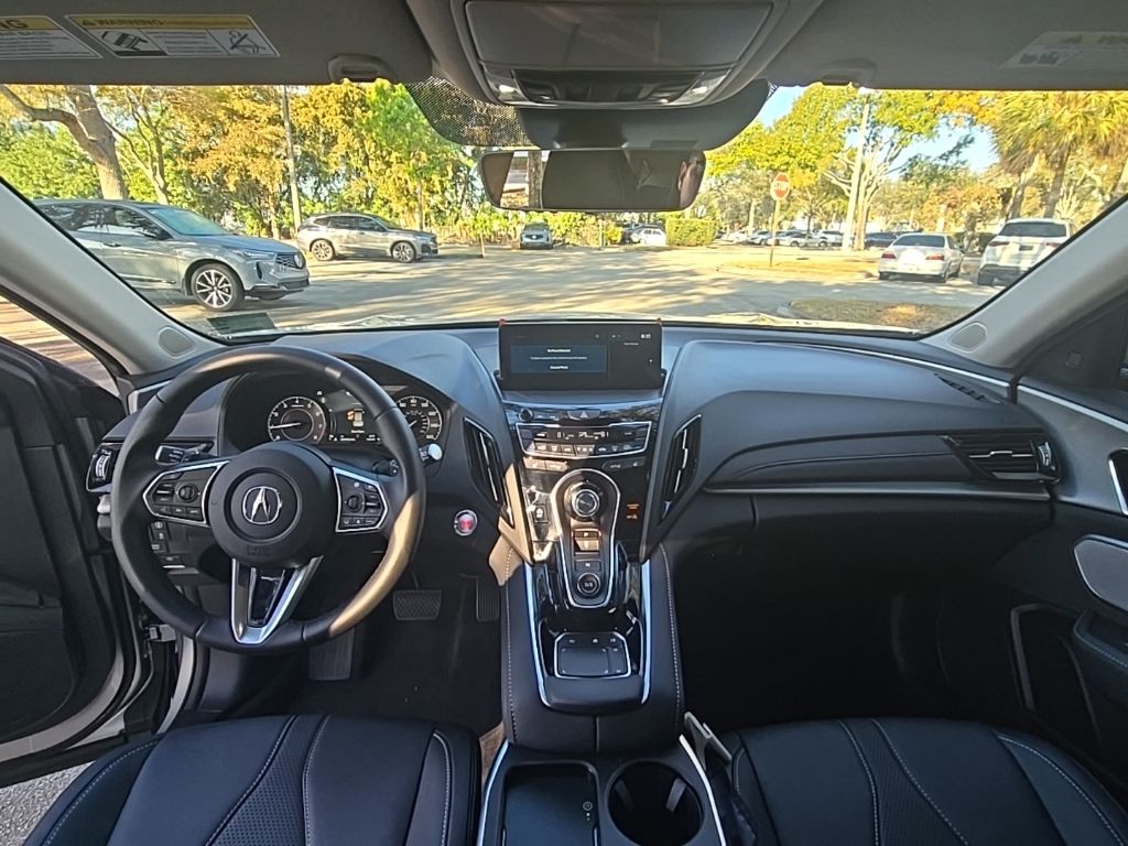 Thumbnail: 2025 Acura RDX - 10