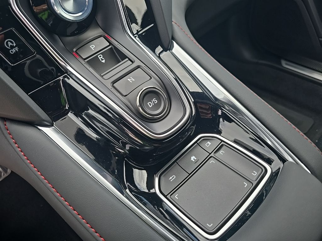 Thumbnail: 2026 Acura RDX - 15