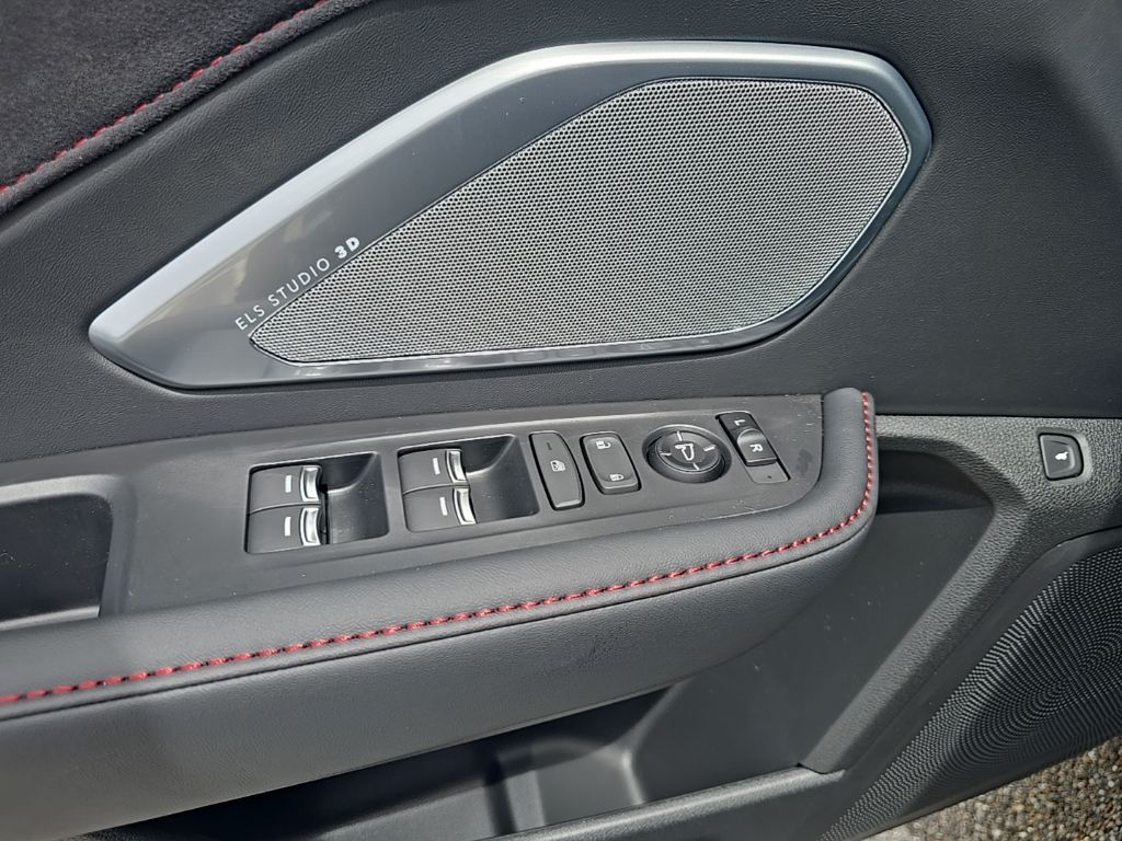 Thumbnail: 2026 Acura RDX - 26
