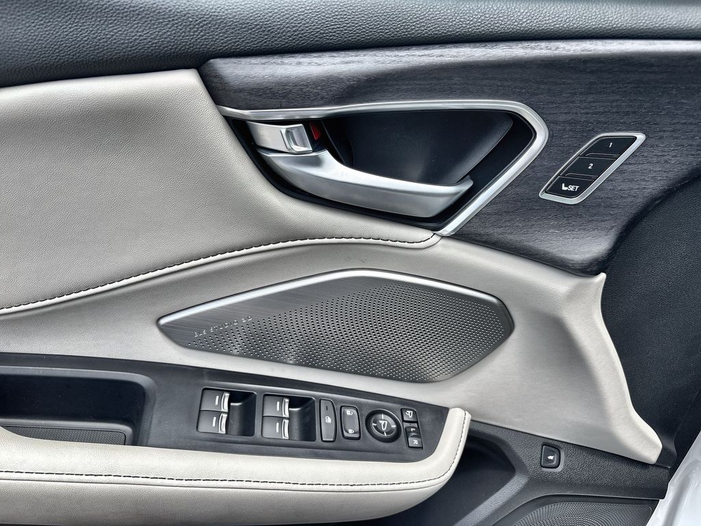 Thumbnail: 2026 Acura RDX - 23