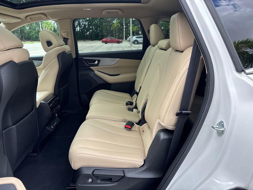 Thumbnail: 2023 Acura MDX - 25