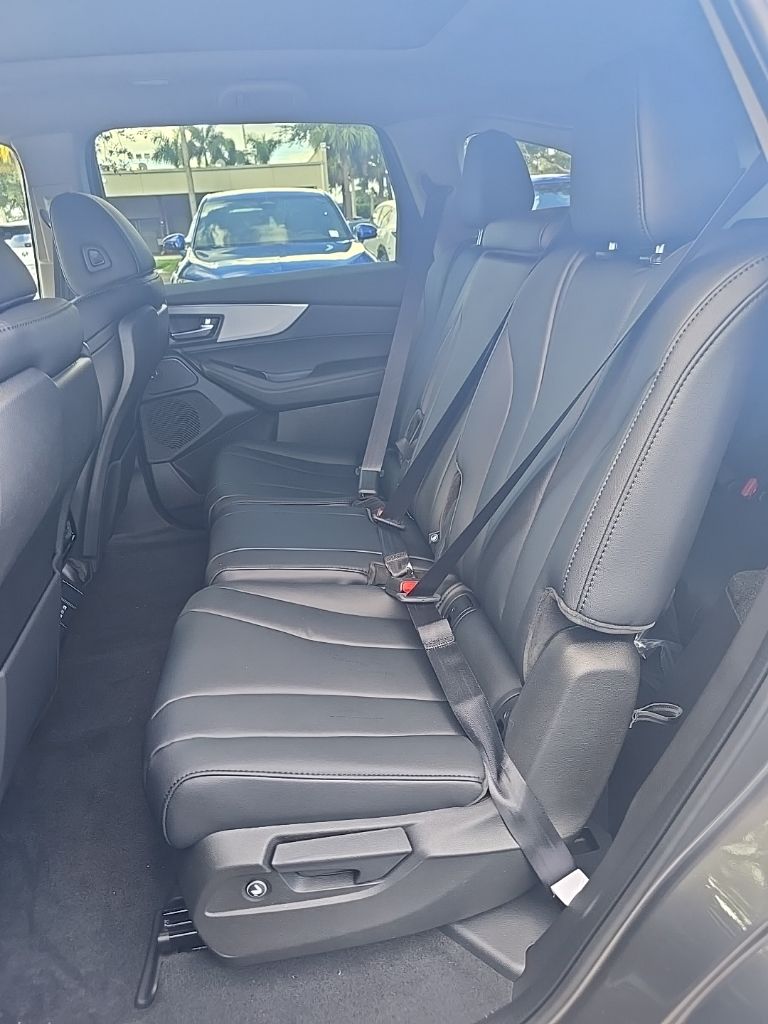 Thumbnail: 2026 Acura MDX - 12