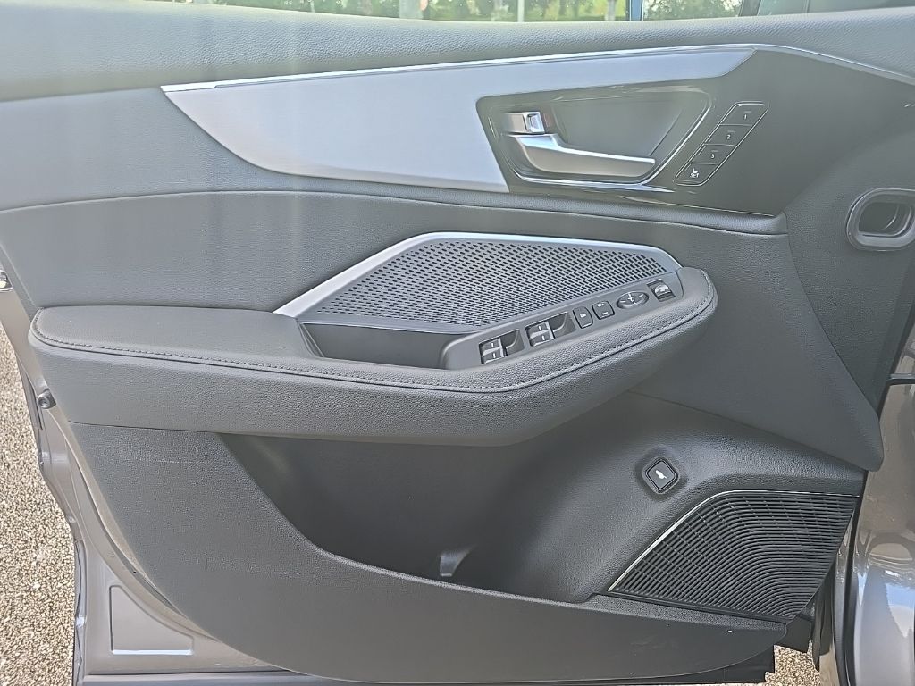 Thumbnail: 2026 Acura MDX - 21