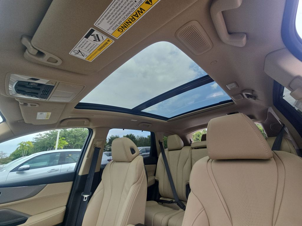 Thumbnail: 2026 Acura MDX - 26