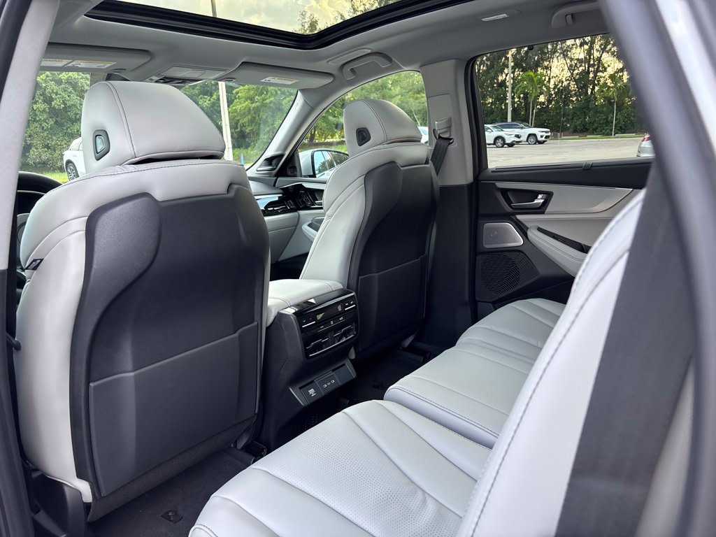 Thumbnail: 2026 Acura MDX - 27
