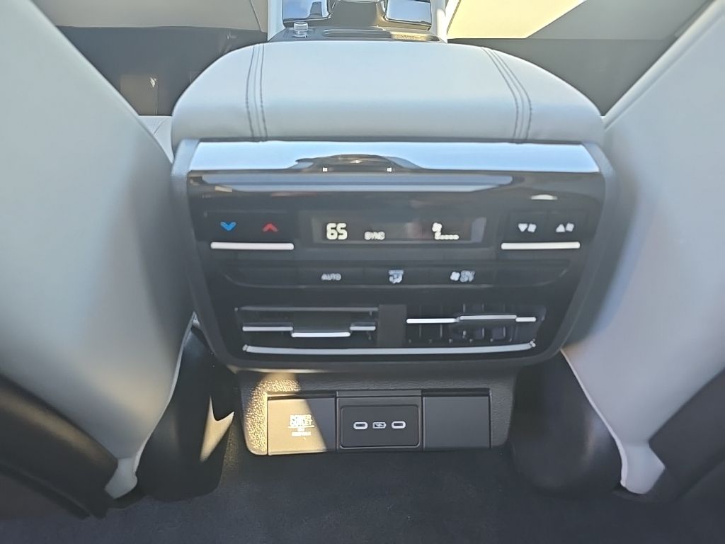 Thumbnail: 2026 Acura MDX - 32