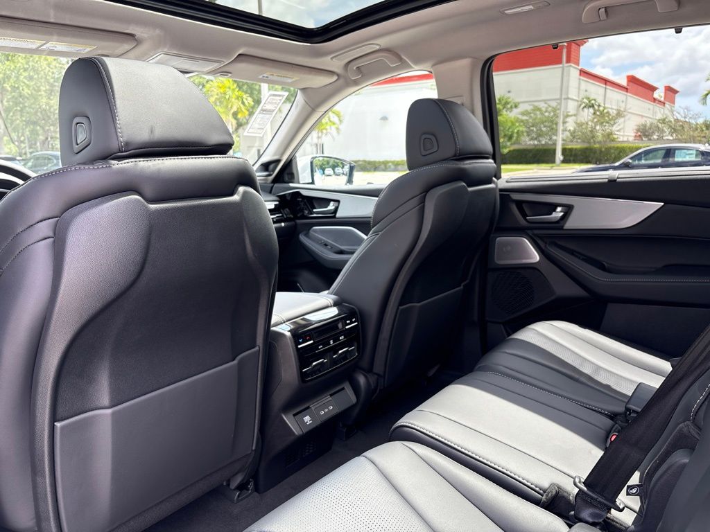 Thumbnail: 2026 Acura MDX - 25