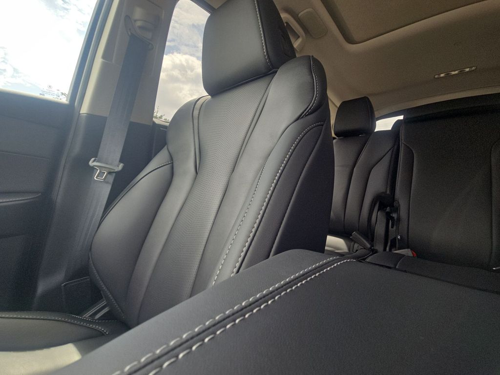 Thumbnail: 2026 Acura MDX - 12