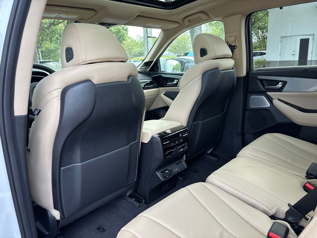 Thumbnail: 2026 Acura MDX - 25