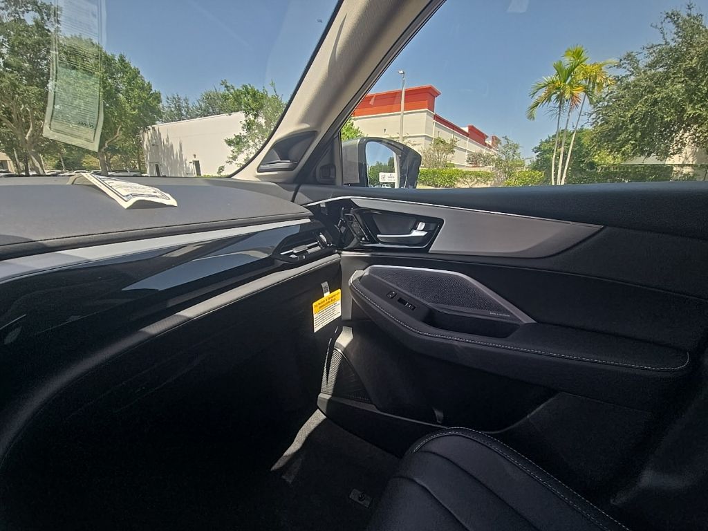 Thumbnail: 2026 Acura MDX - 31