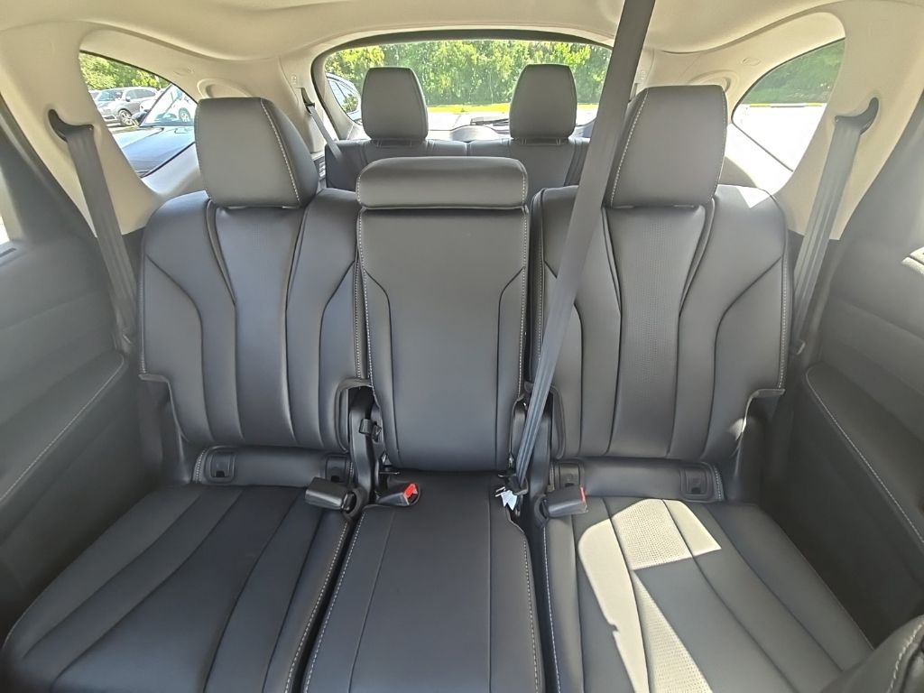 Thumbnail: 2026 Acura MDX - 13