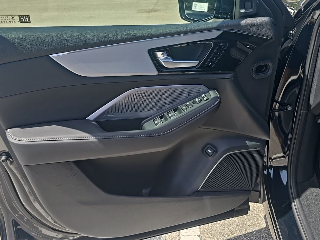 Thumbnail: 2026 Acura MDX - 25