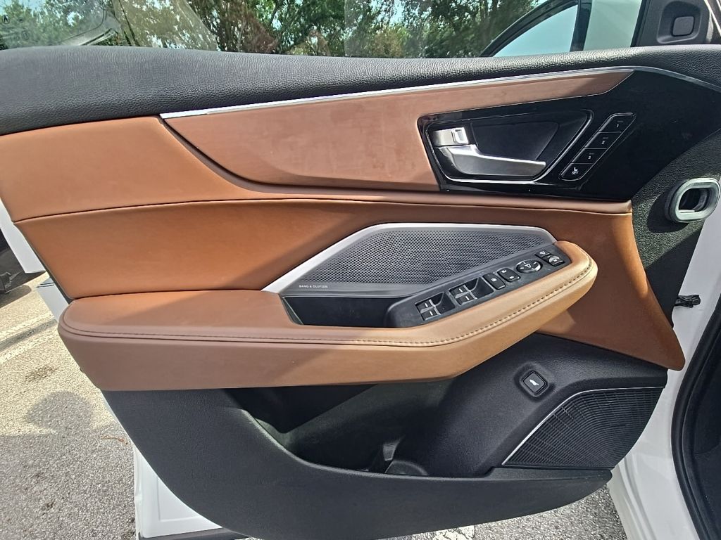 Thumbnail: 2025 Acura MDX - 24