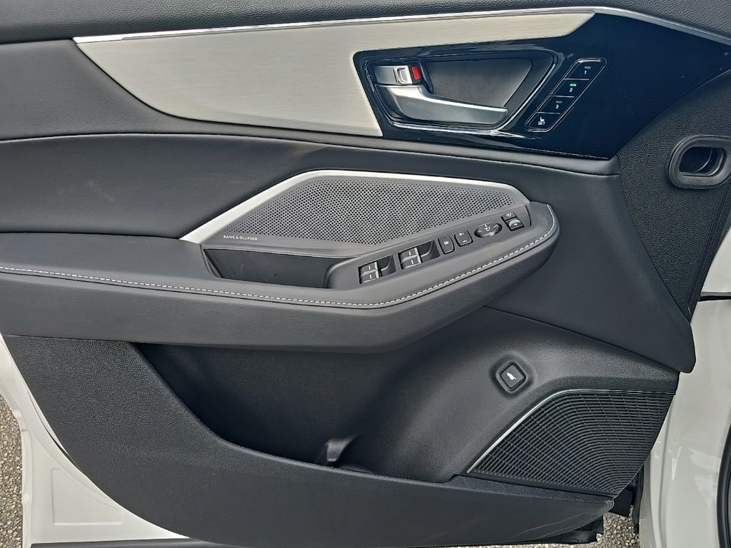 Thumbnail: 2026 Acura MDX - 21