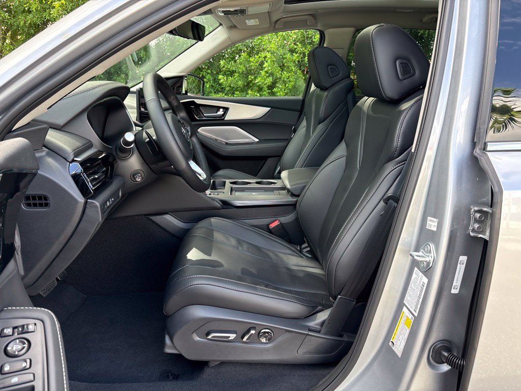 Thumbnail: 2026 Acura MDX - 12